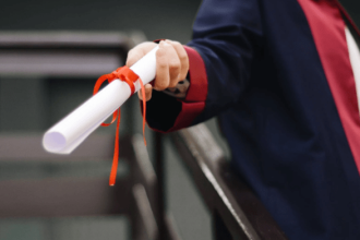 Achieve Your Academic Goals by Learning from the Best