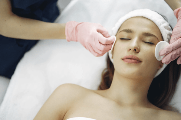 The Ultimate Guide to Facial Services: What To Consider and What to Avoid