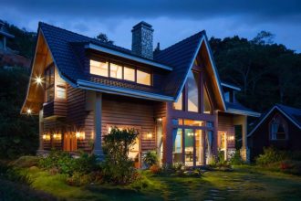 Outdoor Features That’ll Pump Up Your Curb Appeal
