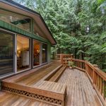 The Cost of Building a Deck: 4 Ways to Save