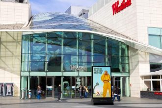4 Industries Where Digital Signage Is Making Life Easier