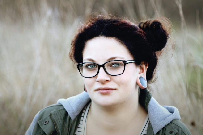 5 Reasons Why You Need to Wear Trendy Glasses.