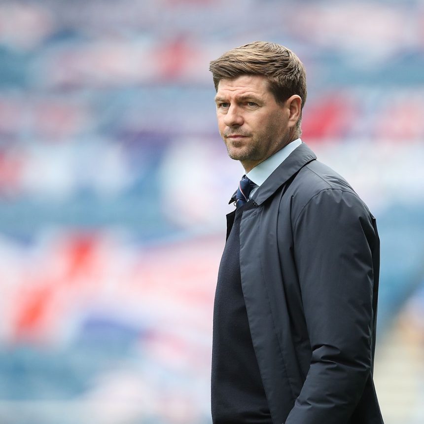 Steven Gerrard urged Liverpool to make the replacement of two Liverpool stars their priority this summer.