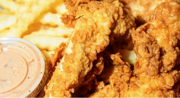 What Is the Difference between Zaxby and Canes?