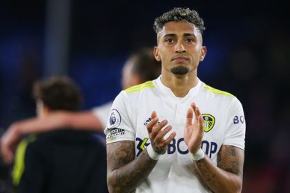 Arsenal legend Ray Parlour reacts to Chelsea hijacking Arsenal move for Raphinha.