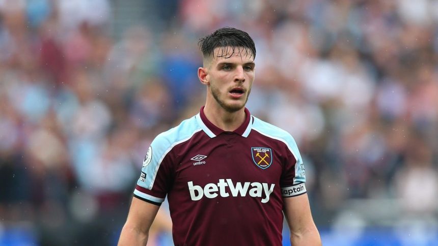 Declan Rice has named former Manchester City Midfielder as his Idol.