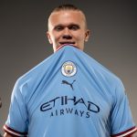 Jamie Carragher sends a ‘worrying’ message to Manchester City’s Premier League rivals after the Erling Haaland transfer.