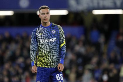 Who is Chelsea Academy's player of the season Harvey Vale?
