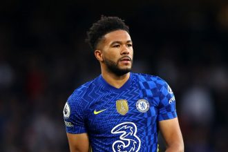 What is Reece James' favorite position? Check as the Chelsea defender picks his preferred position.