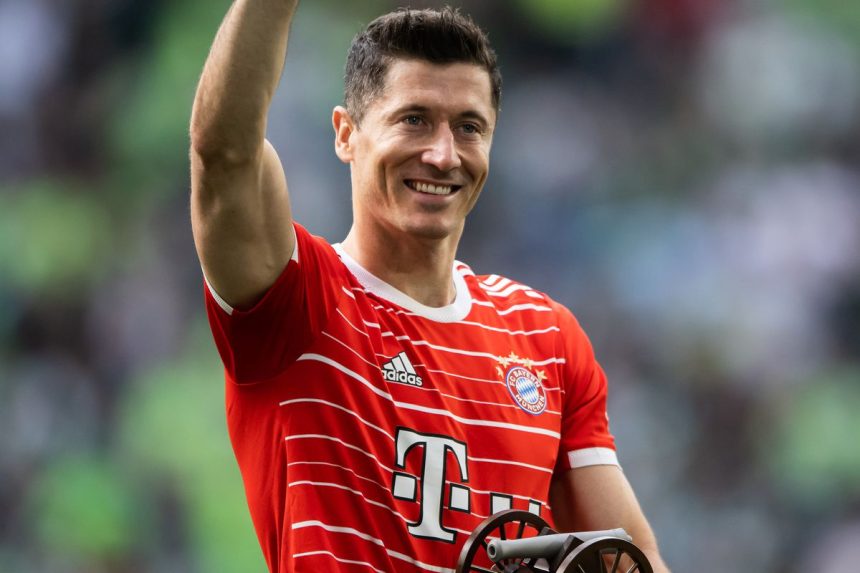 Robert Lewandowski will be remembered as one of Bayern Munich's greatest players, says Jürgen Klinsmann.