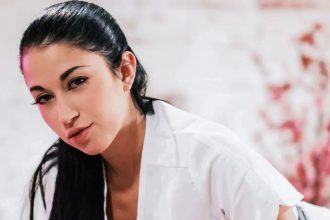 Alex Coal Biography, Net Worth, Wiki, Height, weight, Photos, Age and More.