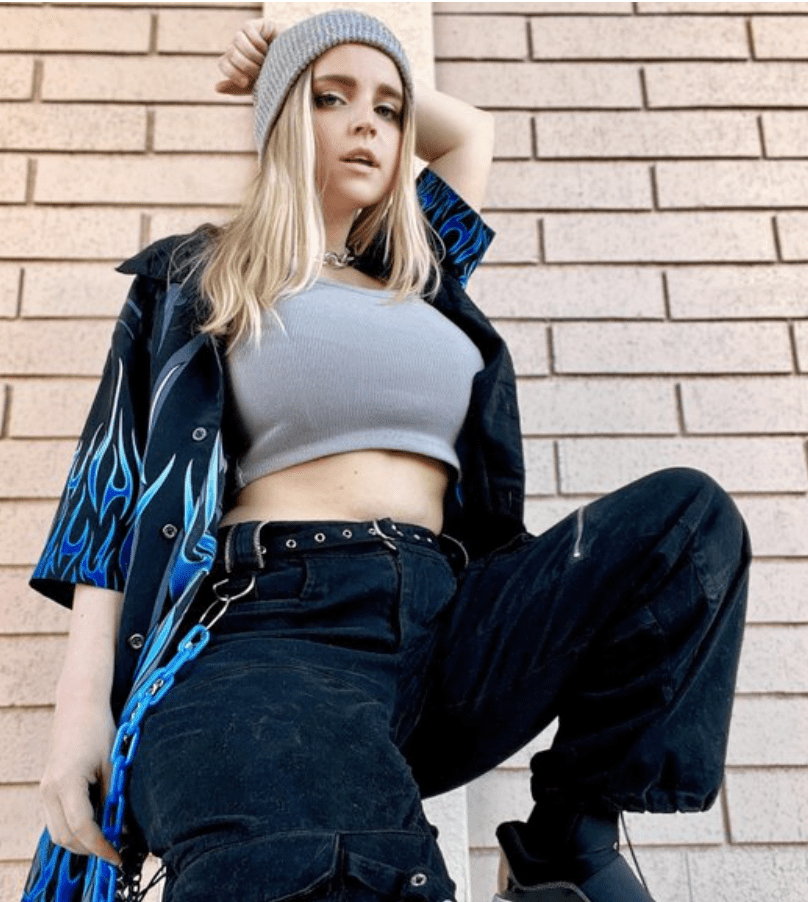 Codi Vore Biography, Wiki, Net Worth, Husband, Family Background, Hot Photos, Measurement