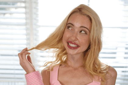 Chloe Cherry Biography, Wiki, Net Worth, Husband, Family, Background, Hot Photos, Measurement, and More