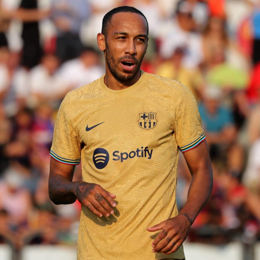 Darren Bent has explained why Pierre-Emerick Aubameyang will be perfect for Chelsea.
