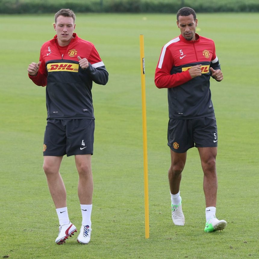 Rio Ferdinand delivers his verdict on Erik Ten Hag's decision to banish Phil Jones from Manchester United's dressing room.