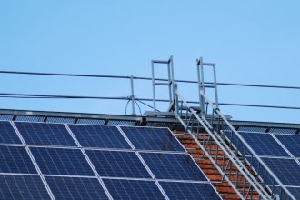 Solar vs Other Renewable Energy Sources