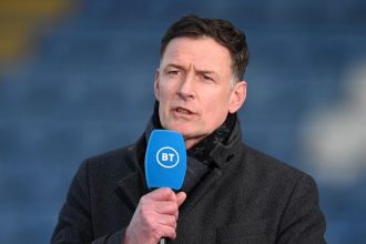 Chris Sutton Makes Predictions for Liverpool Vs Leeds United, Arsenal Vs Nottingham Forest, and Manchester United Vs West Ham United.