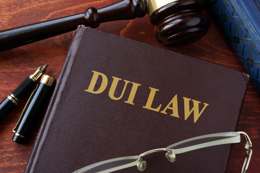 When to Hire a DUI Lawyer