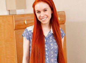 Dolly Little Biography, Wiki, Net Worth, Husband, Family Background, Hot Photos, Measurement, And More.