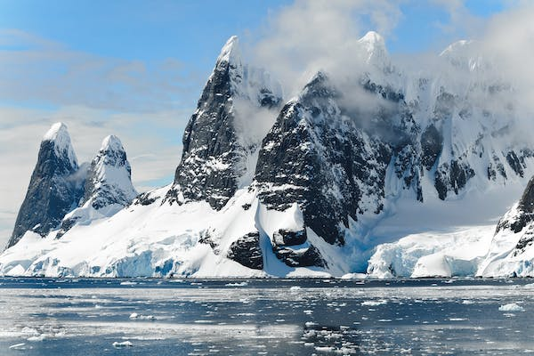 8 Valid Reasons To Explore The Beauty Of The South Pole