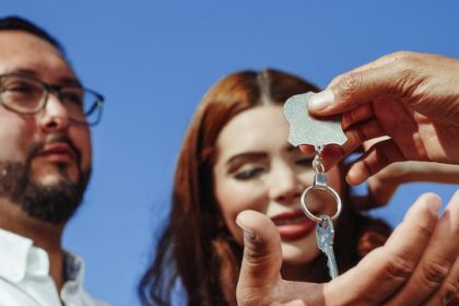 How to Plan a Budget for Buying Your First Home