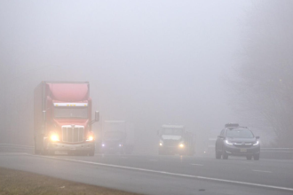 How should you pick your LED fog lights? Numerous factors need to be taken into account, including product quality, price, and brand name.