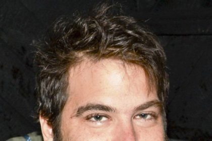 Who is Simon Konecki? Biography, Wiki, Net Worth, Wife, Family Background, Measurement, And More.