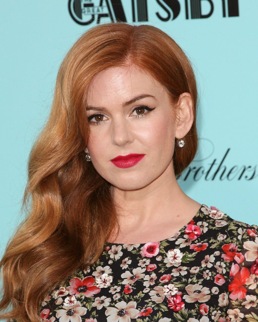 Isla Fisher Biography, Wiki, Net Worth, Husband, Family Background, Measurement, And More.