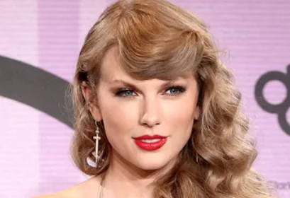 Taylor Swift Biography, Wiki, Net worth, Age, Height, and More