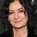 Sara Gilbert Biography/Wiki