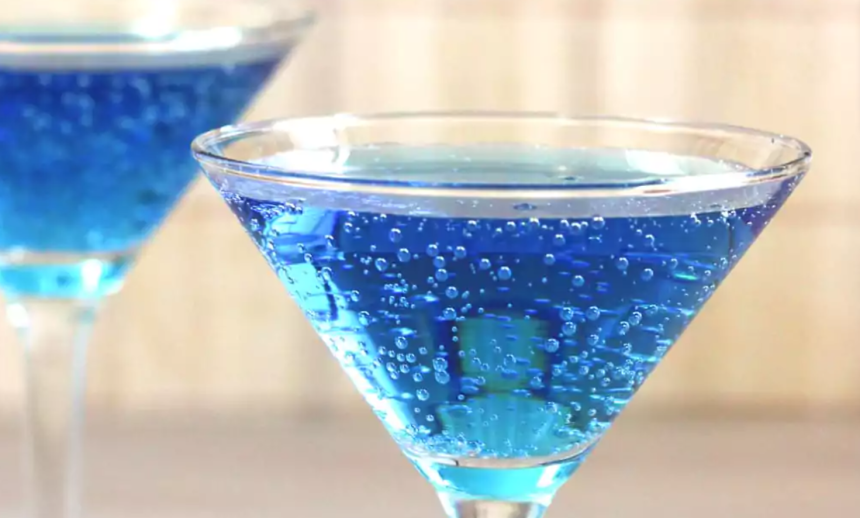 What is a Good Non-Alcoholic Drink to Order in a Bar?