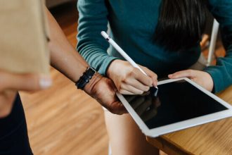 What is Electronic Signing and How Does it Work?