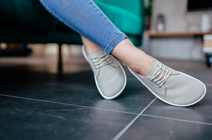 6 Reasons to Buy Barefoot Shoes