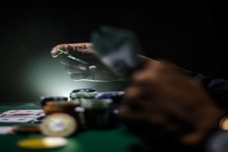 How to stay safe and secure while gambling online