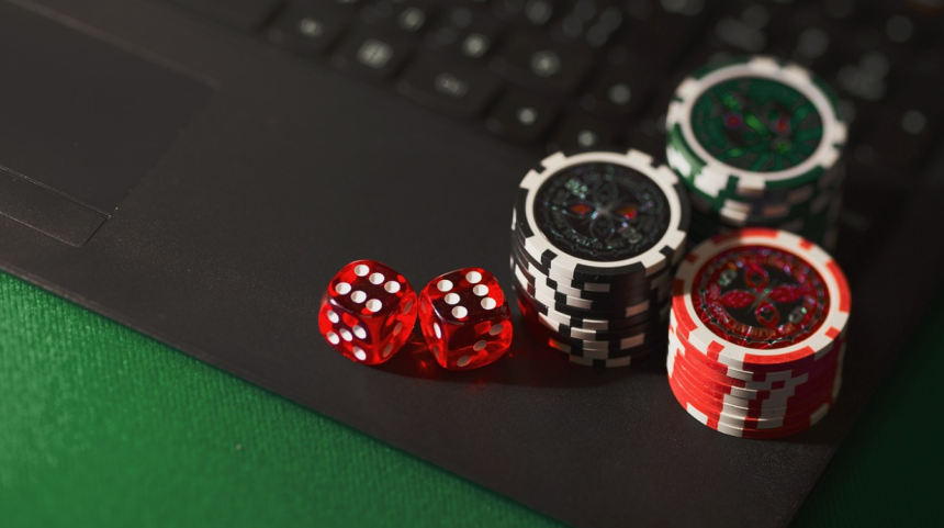 Top Benefits of Shifting to Playing Your Games at Online Casinos