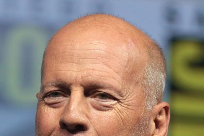Bruce Willis' Biography, Wiki, Net Worth, Spouse, Family Background, Photos, Measurement, And More