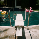 5 Tips on Choosing a Diving Board for Your Swimming Pool