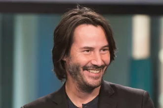 Keanu Reeves Biography, Wiki, Net Worth, Spouse, Family Background, Photos, Measurement, And More