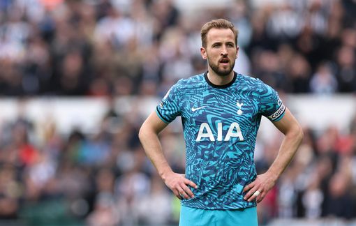 Nemanja Vidic sends transfer message to Manchester United amid Harry Kane speculations.