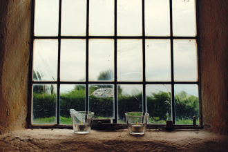 6 Signs You Need Window Glass Replacement