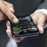 The Psychology of Crypto Investing: Overcoming Fear and Greed
