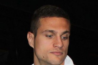 Nemanja Vidic names Chelsea and Manchester City target as his favorite defender.