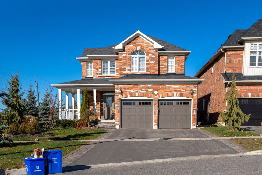What Can You Do To Clean A Dirty Driveway?