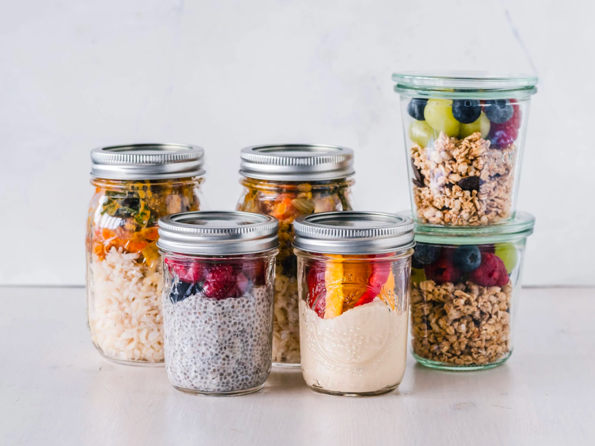 Reach and Maintain a Healthy Weight with These Expert-Backed Tips