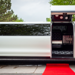5 Reasons Why You Should Hire an Airport Limo Service
