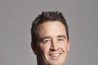 James Davies’ Wiki, Net Worth, Spouse, Family Background, Hot Photos, Measurement, And More.