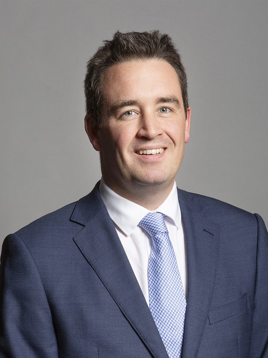 James Davies’ Wiki, Net Worth, Spouse, Family Background, Hot Photos, Measurement, And More.