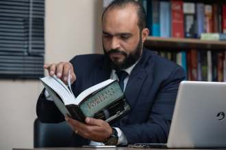 Why Personal Injury Lawyers Are Vital in Dealing with Complex Insurance Coverage