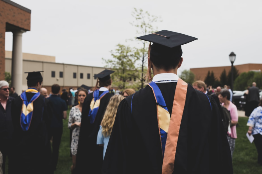 6 Reasons Why You Should Continue Your Higher Education