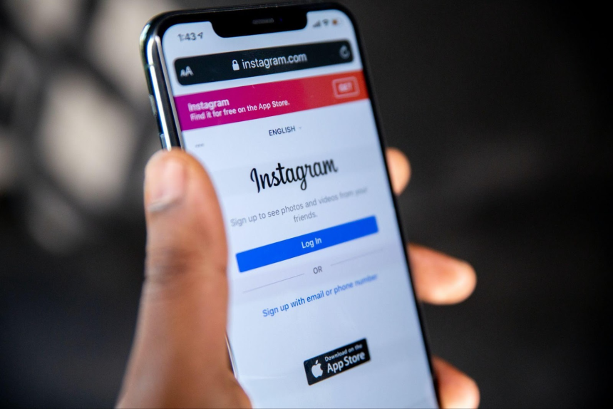 The Art of Crafting Instagram Captions: How to Write Compelling Text That Encourages Engagement and Generates New Followers